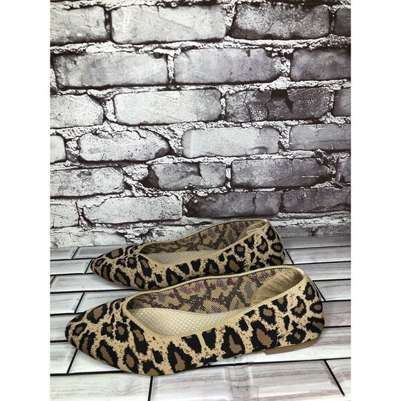 Skechers Air Cooled Memory Foam Leopard Textile Stretch Pointed Flats Women Sz 9 - Picture 1 of 16